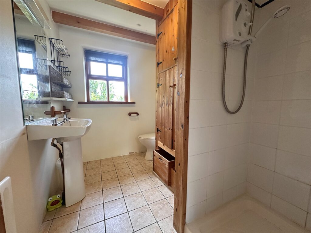 Cottage Shower Room